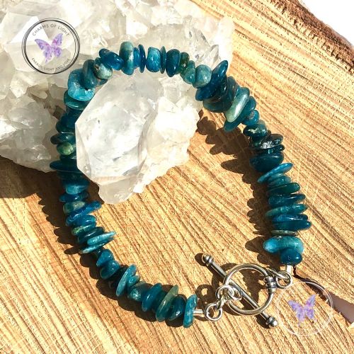 Apatite Chip Healing Bracelet With Silver Toggle Clasp